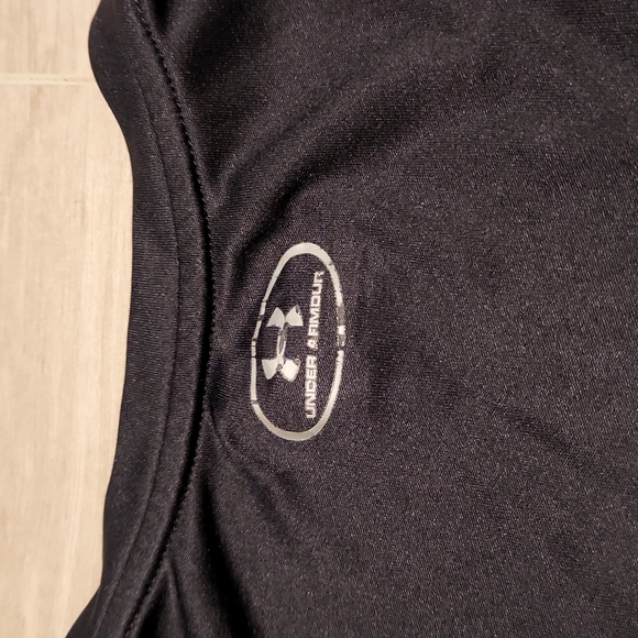 Under Armour dri fit shirt - Picture 4 of 4